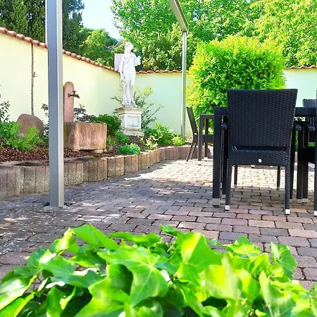 Speeter Hotel Weisenheim am Berg