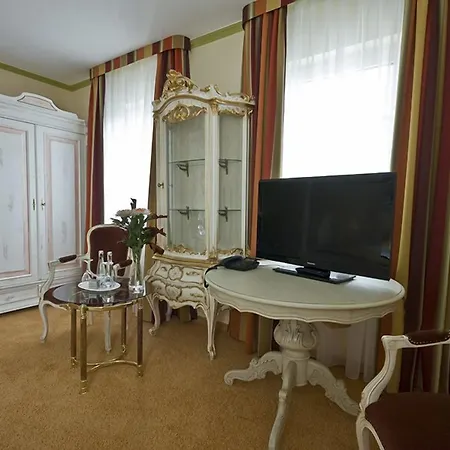Speeter Hotel Weisenheim am Berg