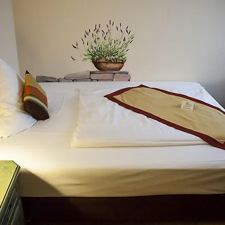 Speeter Hotel