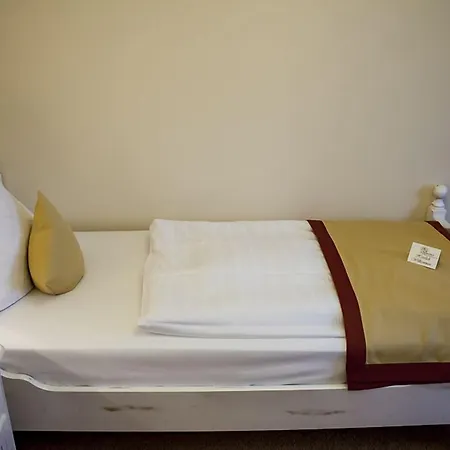 Speeter Hotel Weisenheim am Berg