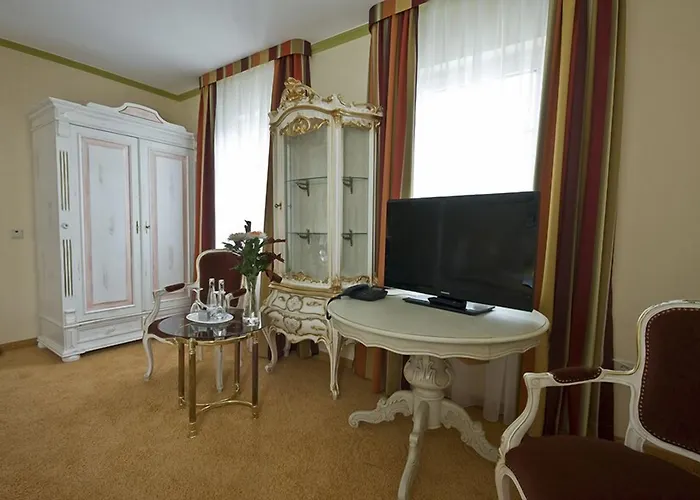 Speeter Hotel Weisenheim am Berg