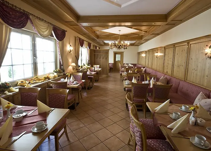 Hotel Speeter Weisenheim am Berg